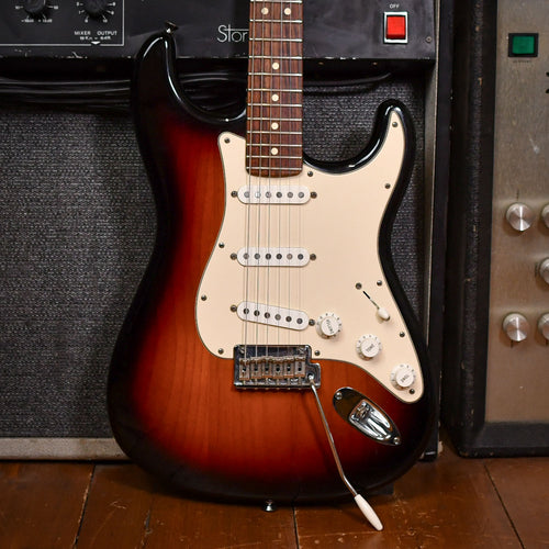Fender USA Standard Series Stratocaster Sunburst 2010