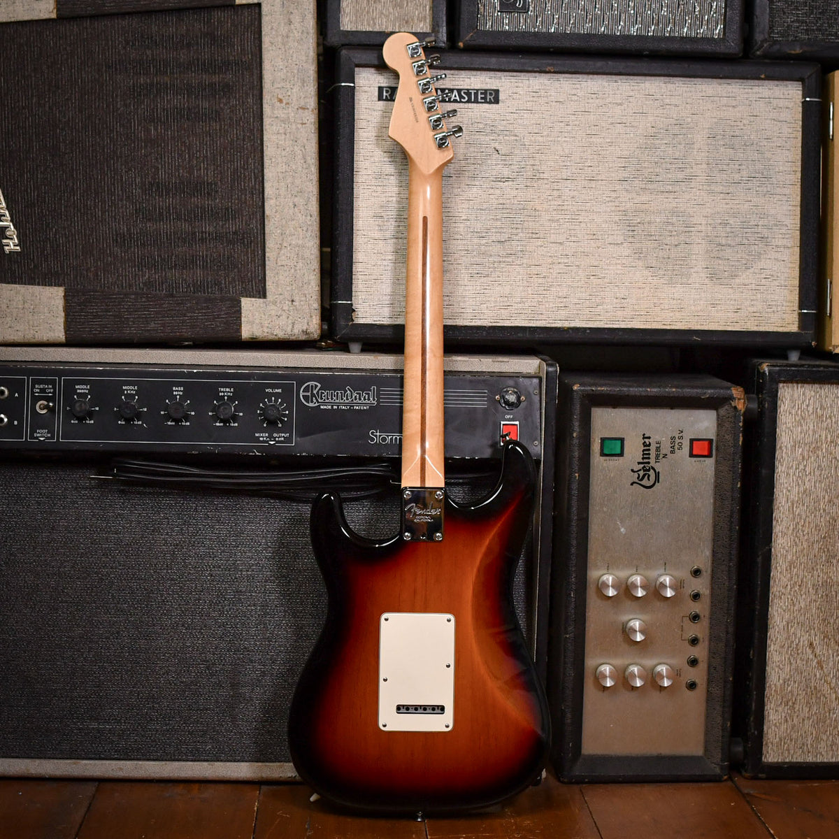 Fender USA Standard Series Stratocaster Sunburst 2010