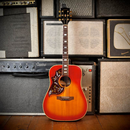 Gibson Hummingbird LEFT-HANDED Cherry Sunburst 1979