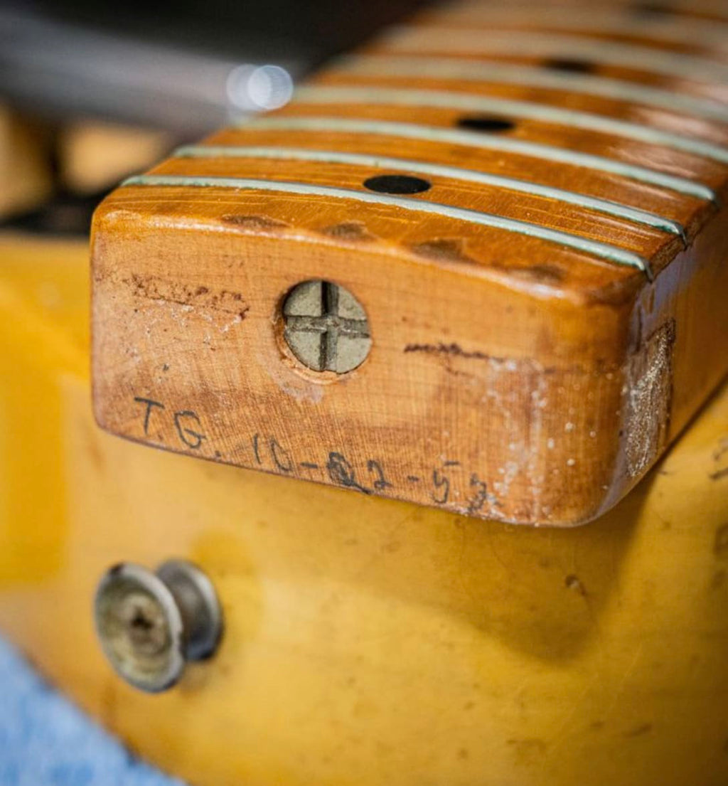 Fender  Telecaster  1952  - Blonde  - Blackguard - Collector Grade