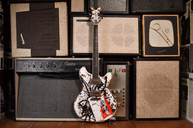 McSwain "Fear and Loathing" guitar with Custom Ralph Steadman Artwork White 2022