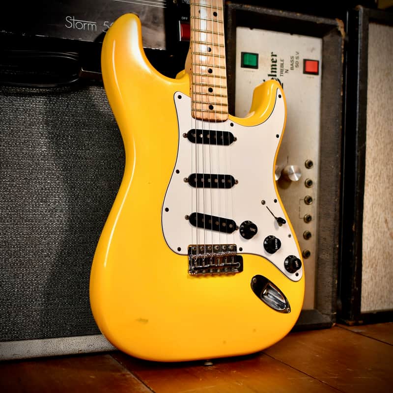 Fender Stratocaster International Colour Monaco Yellow 1981