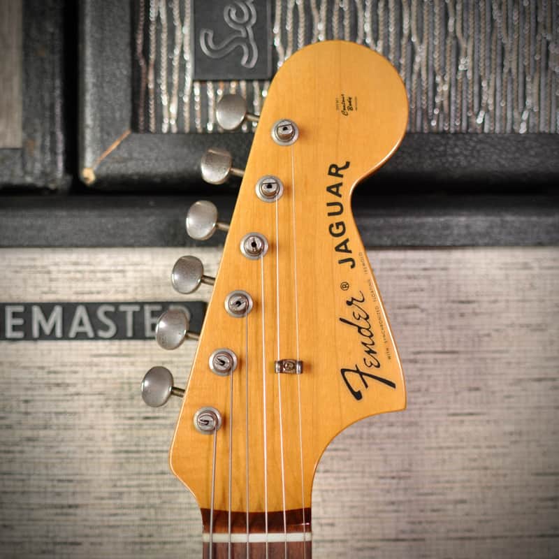 Fender Jaguar CIJ JG66-85 Sunburst 2000