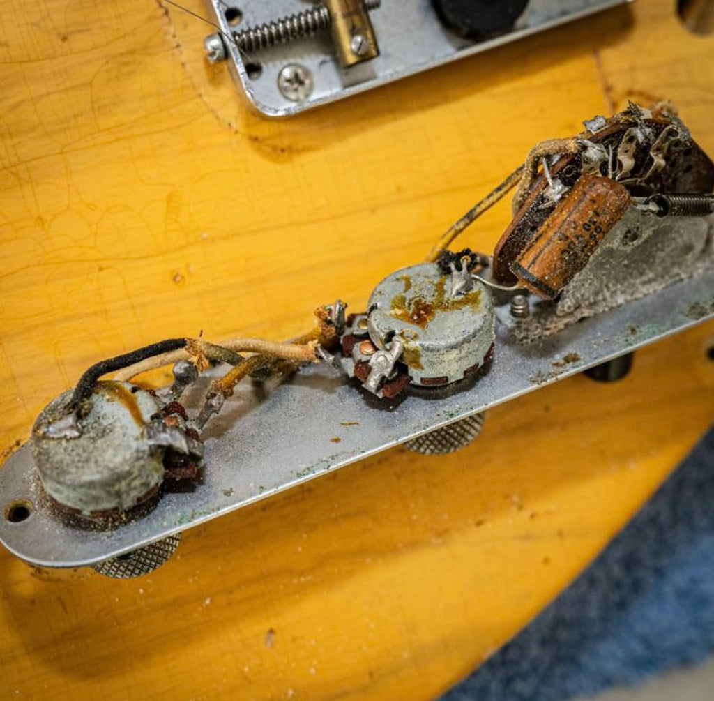 Fender  Telecaster  1952  - Blonde  - Blackguard - Collector Grade