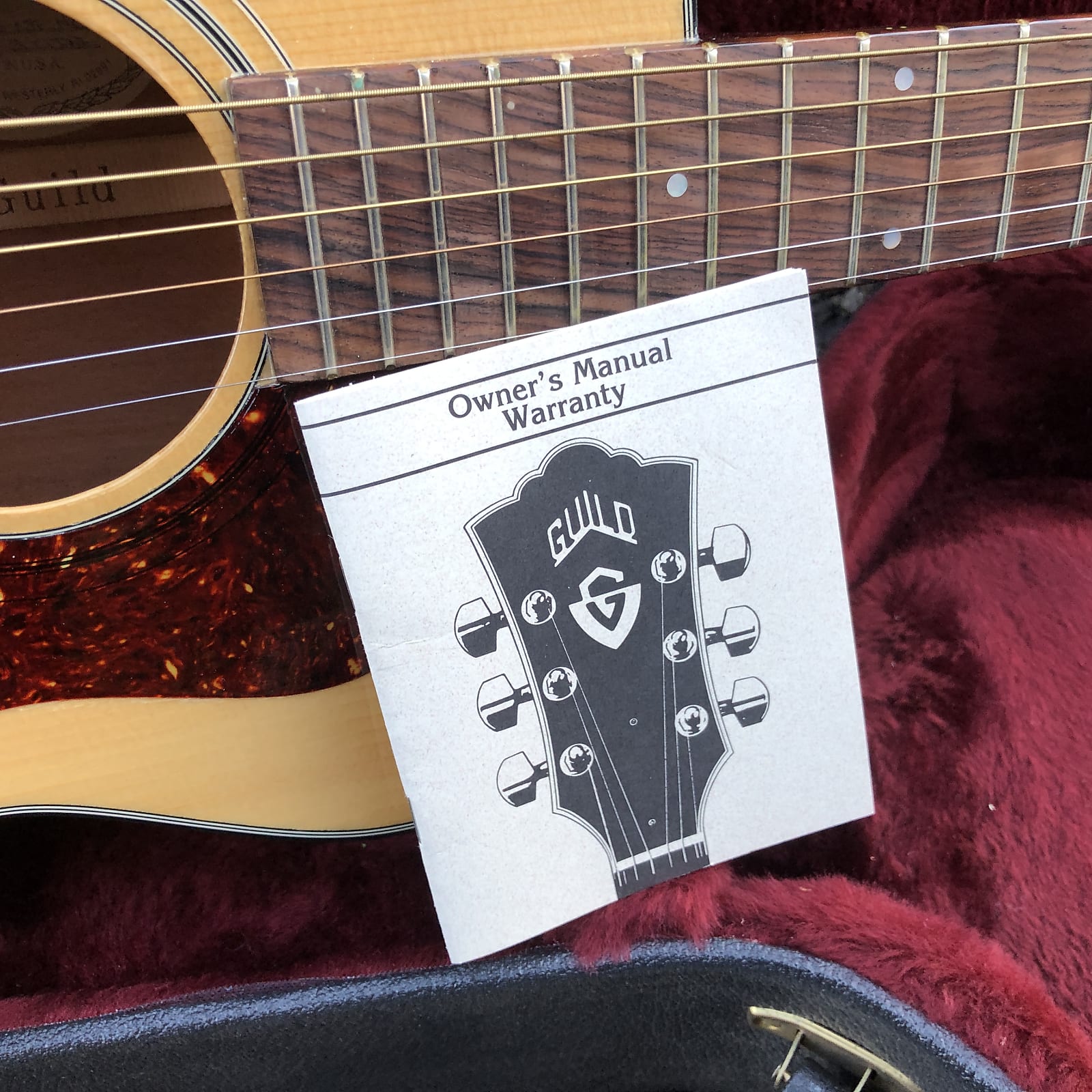 1998 Guild USA F-30HR