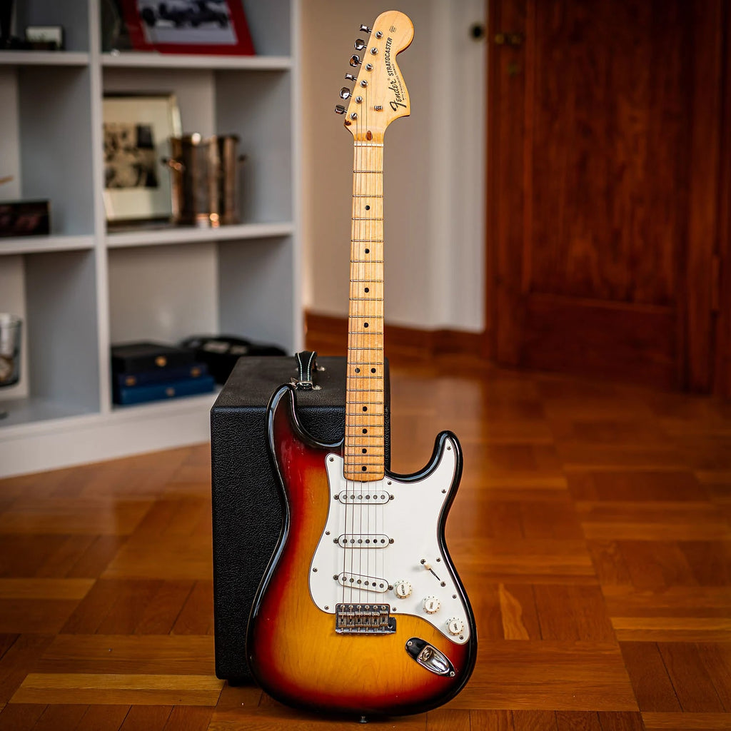 1966 - 1971 Fender Stratocaster with Maple Fretboard
