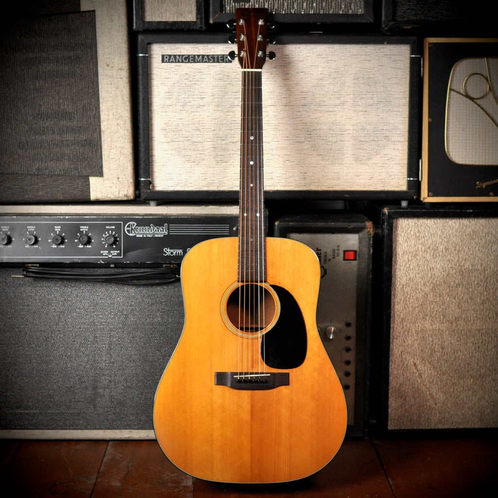 Martin D-18 Natural 1975