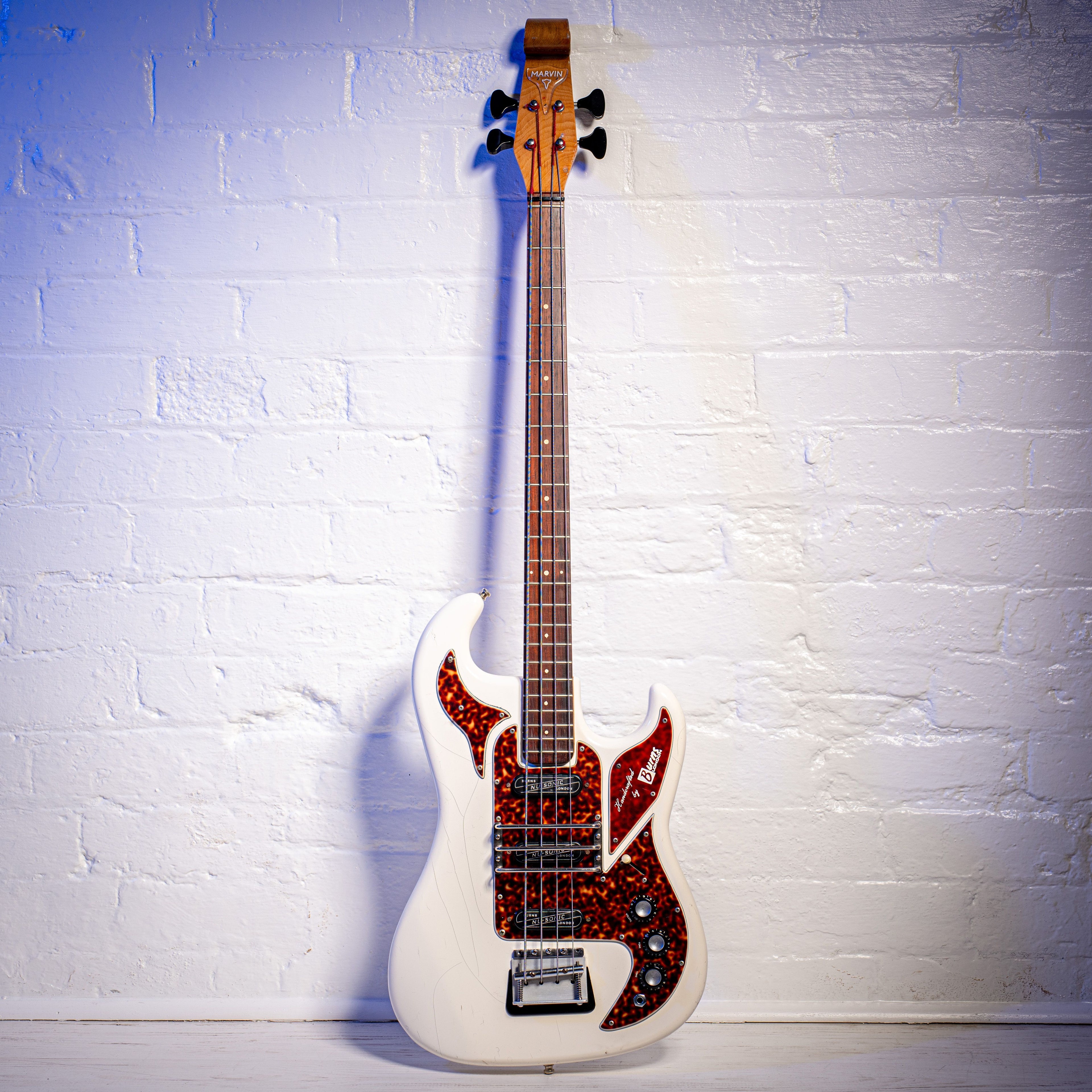 1964  Burns Shadows Bass