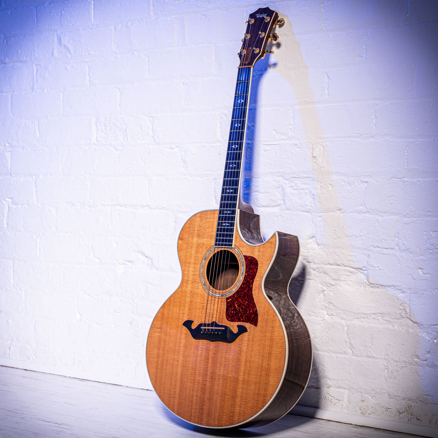 1994 Taylor 815C Florentine Cutaway BRAZILIAN