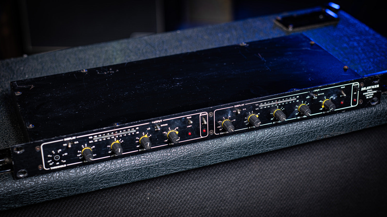 Drawmer DL221 Dual Compressor Limiter