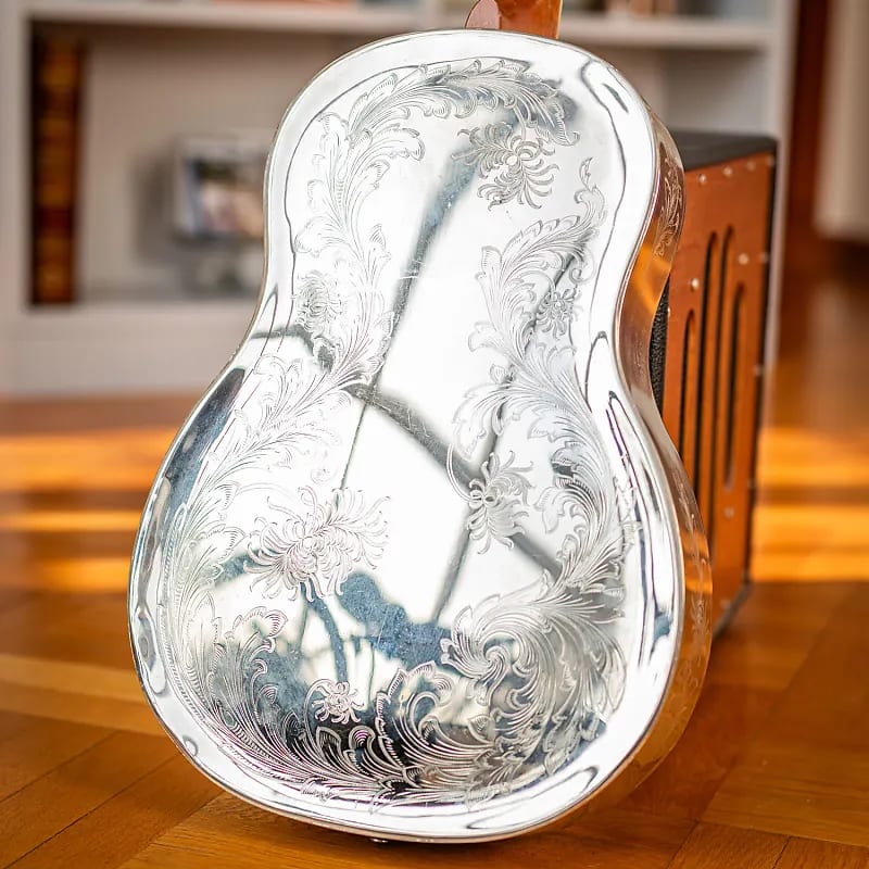 1930s National Style 4 Tricone Resonator