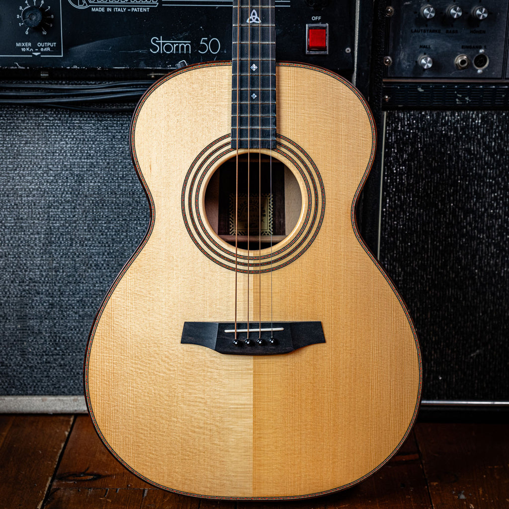 Fylde 8401 – TENOR GUITAR Natural 2000
