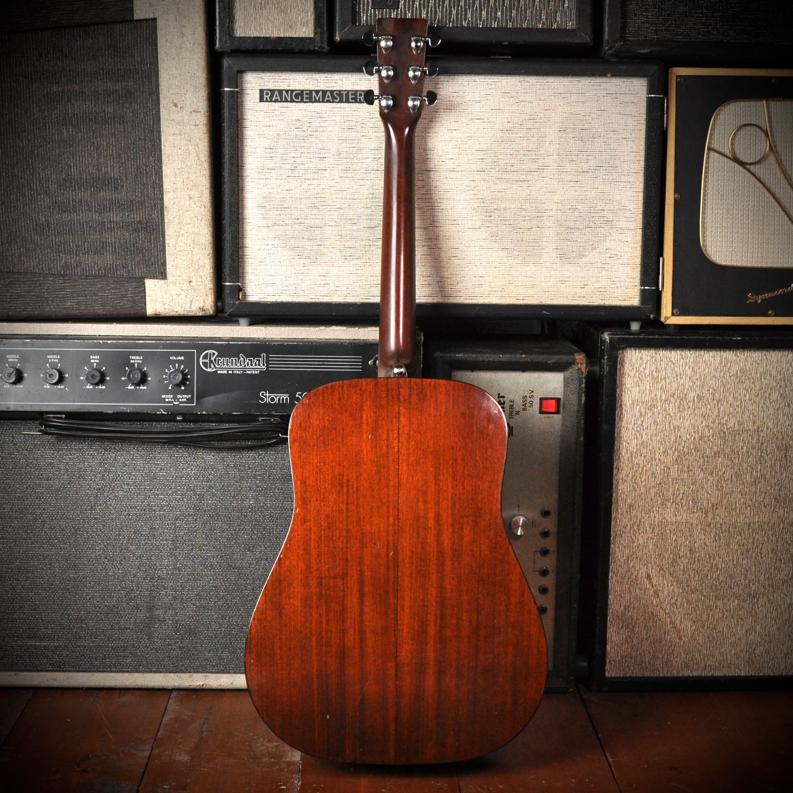 Martin D-18 Natural 1975