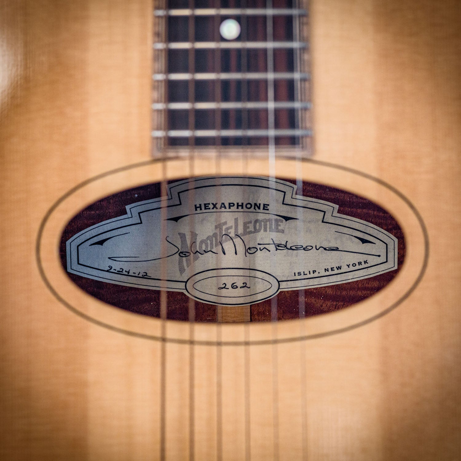 Monteleone Hexaphone Acoustic Natural 2012