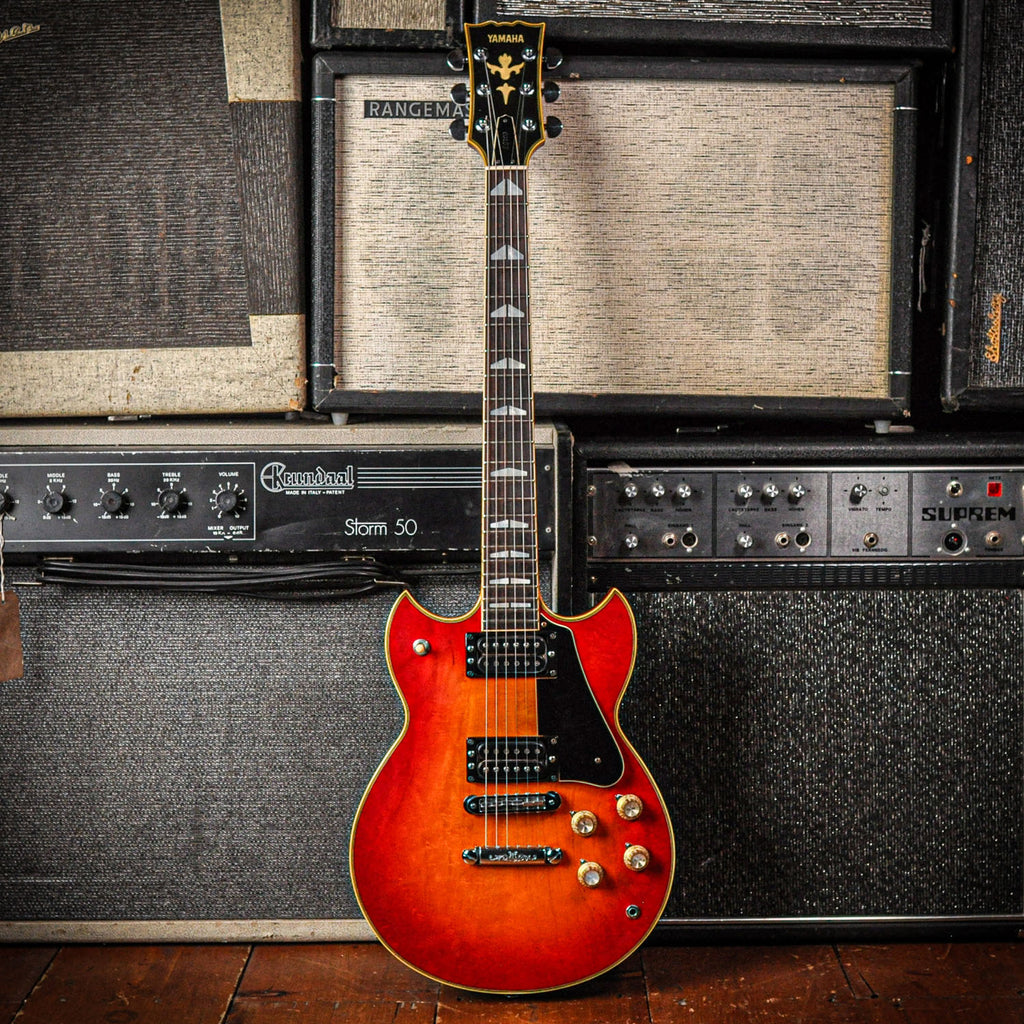 Yamaha SG700 Cherry Sunburst 1976