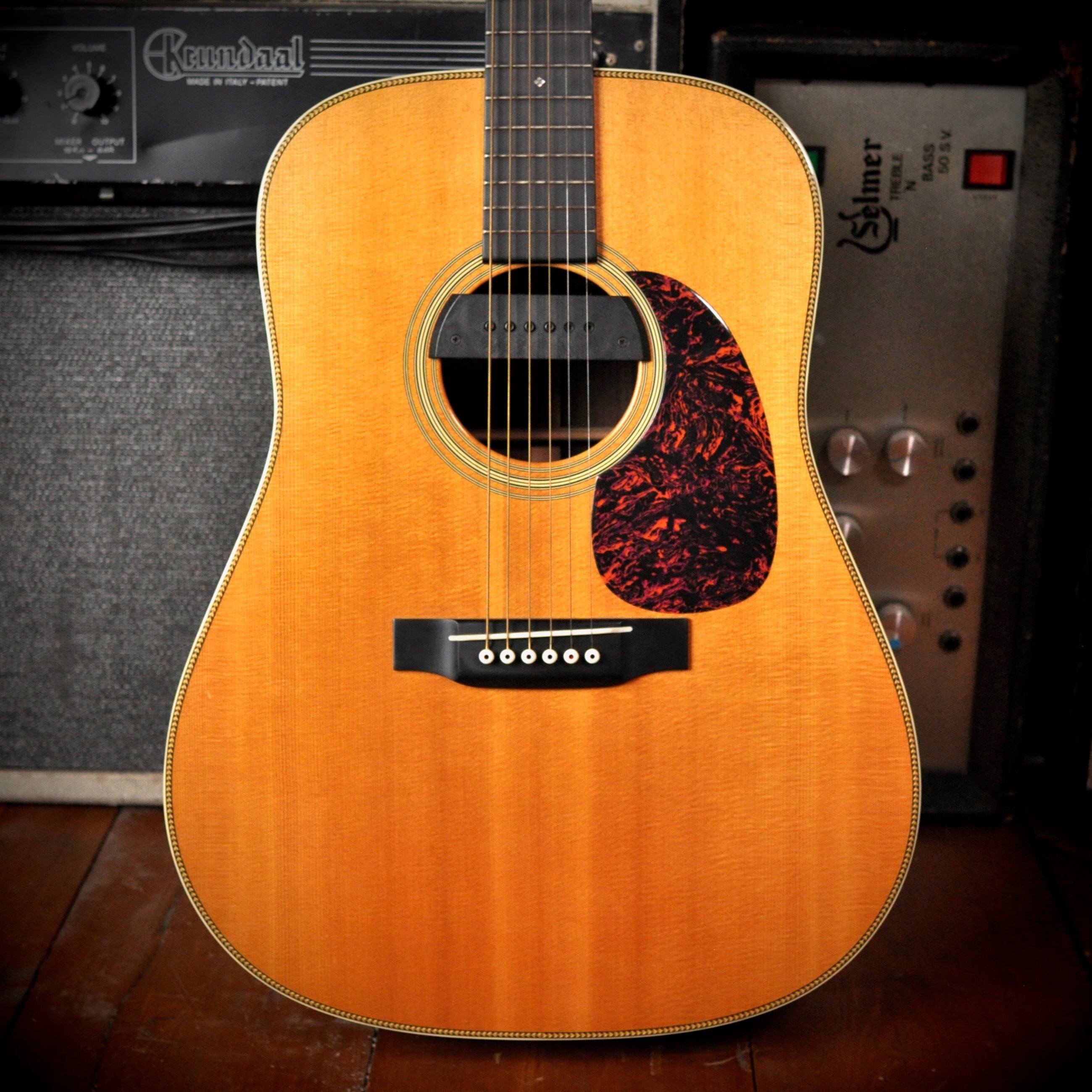 Martin HD-28V Natural 2006