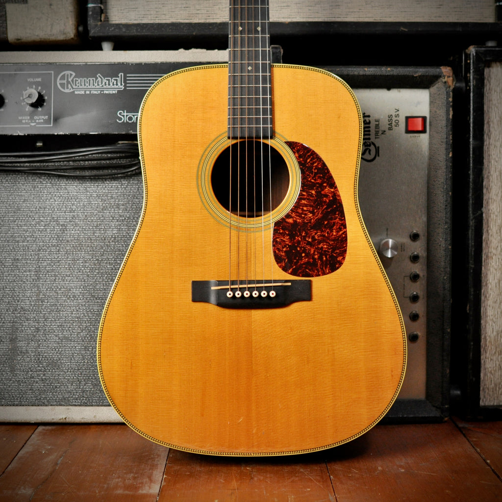 Martin HD-28V Natural 2002