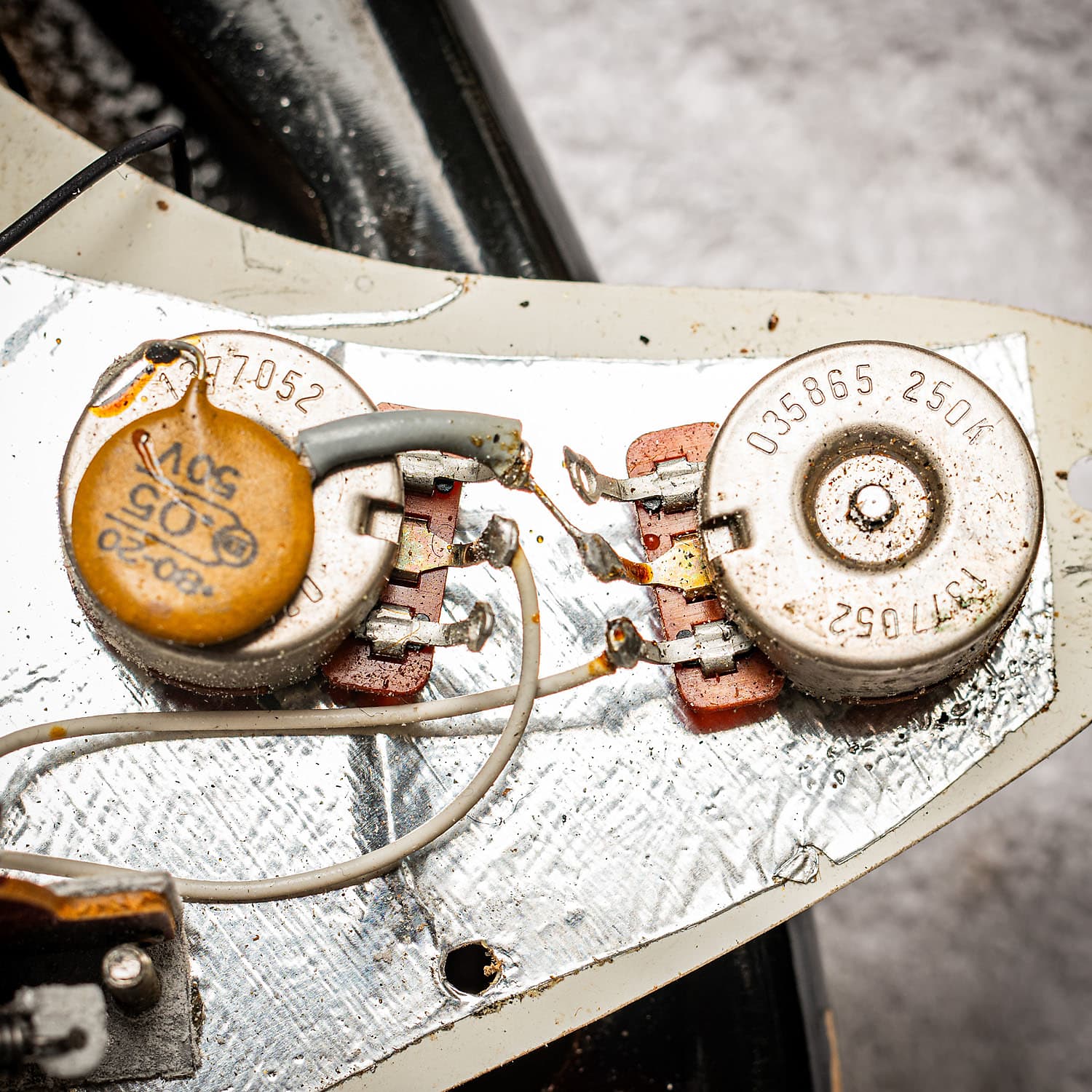 1966 - 1971 Fender Stratocaster with Maple Fretboard